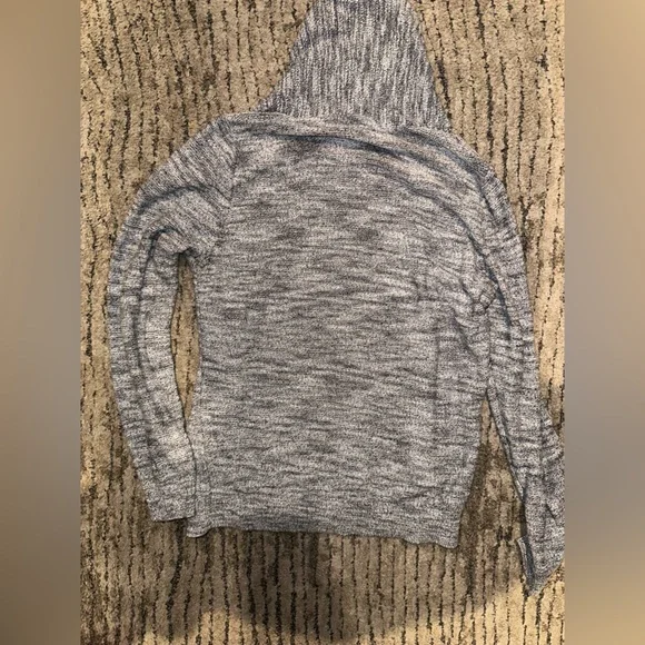 Turtle neck - Picture 3 of 3